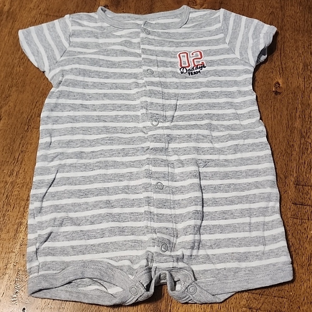 CARTERS DASDY'S TWAM BASEBALL ONEPIECE SHORTS OUTFIT SZ 9 MONTHS